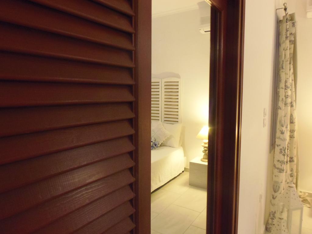เอลกาซาวิลลา Villa ฟิรา ภายนอก รูปภาพ
